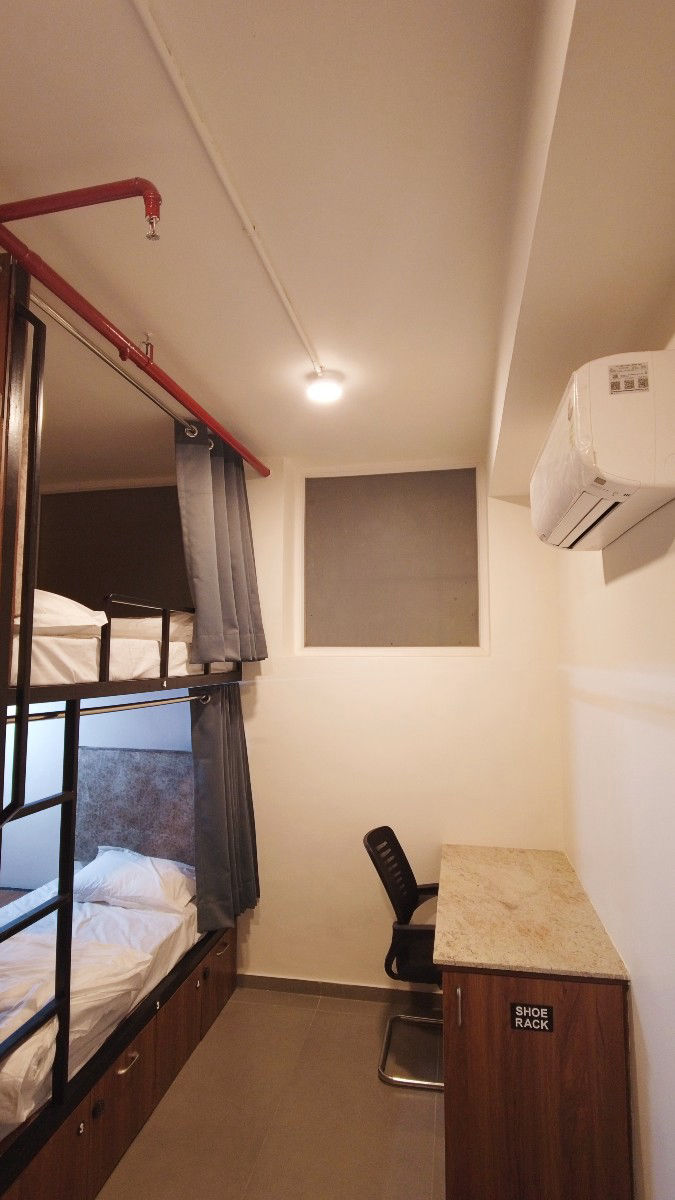 Dorm Room features