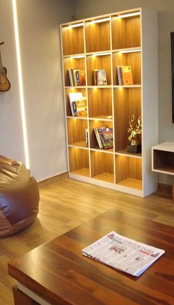 Hostel library 