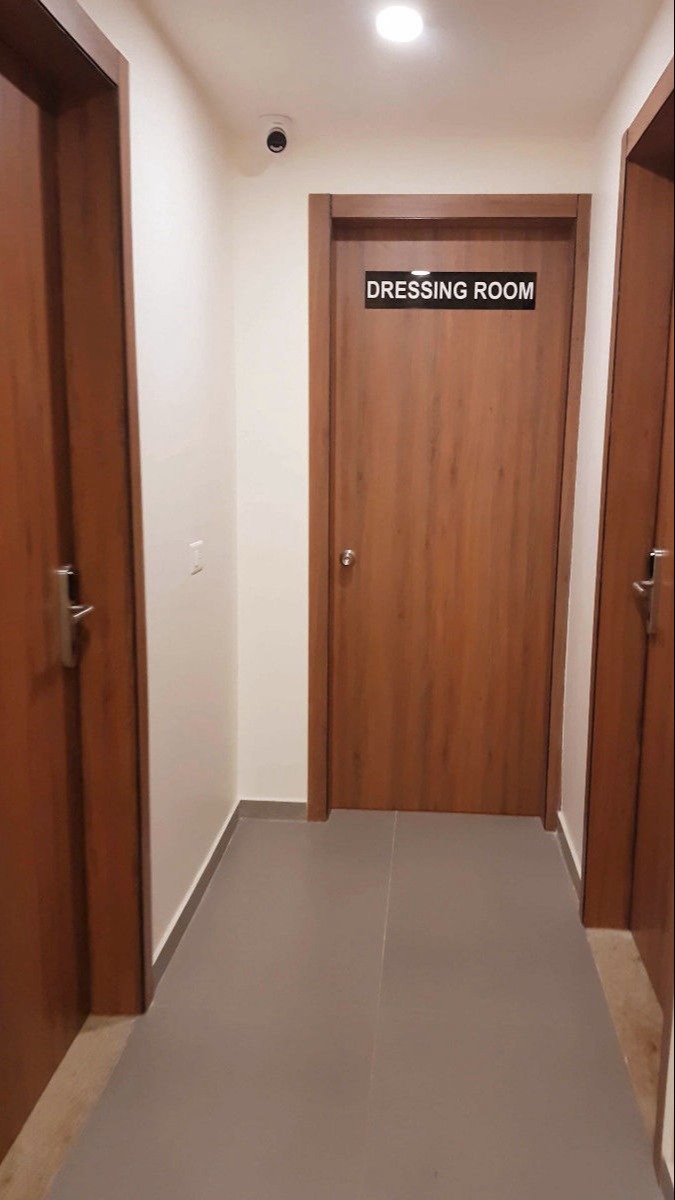 Hostel dressing room
